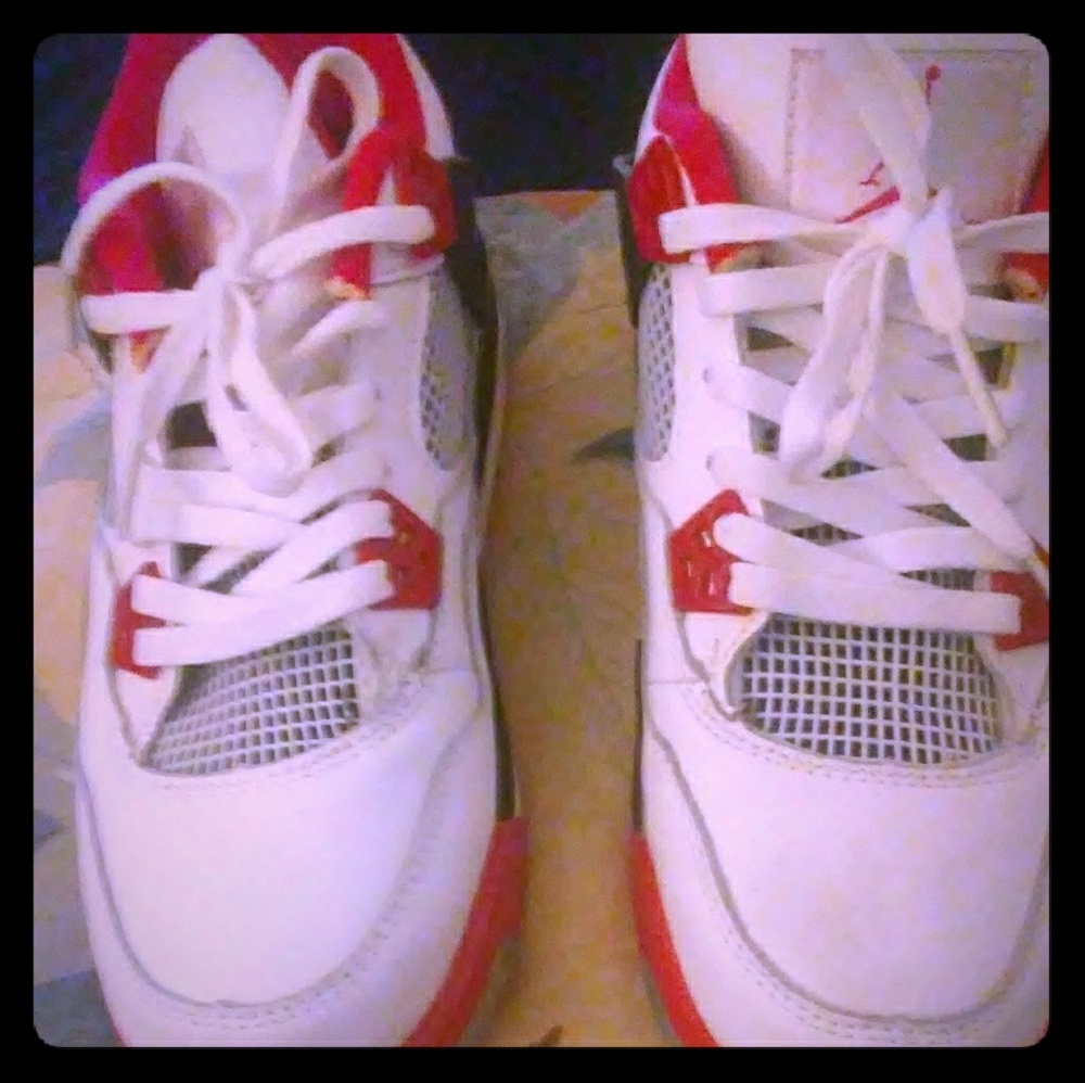 Jordans Retro 4